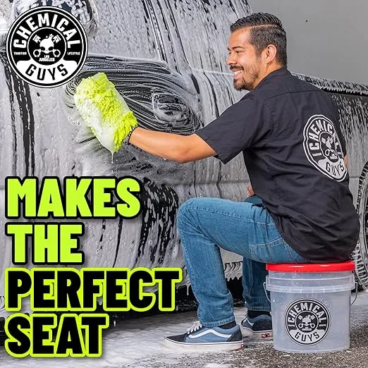 Chemical Guys HOL132 Clean & Shine Car Wash Bucket Starter Kit - Safe for Cars, Trucks, Motorcycles, SUVs, Jeeps, RVs & More (11 Items, Including 4 16oz. Car Detailing Chemicals)