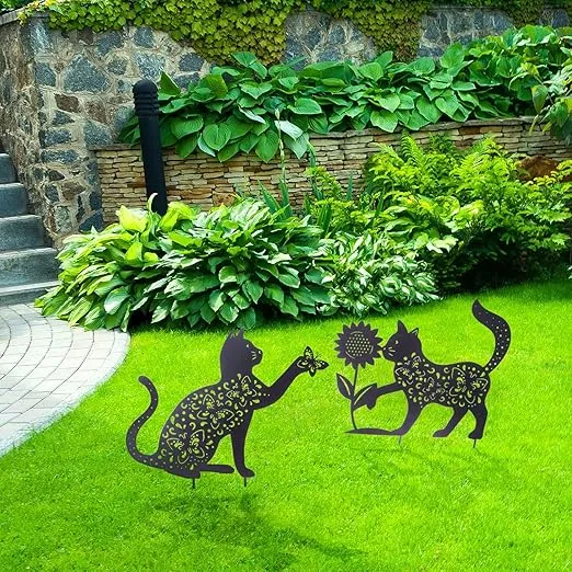 Farmlyn Creek Set of 2 Black Cat Garden Stake Silhouettes for Lawn Decor, Gifts, Decorative Outdoor Metal Animal Statues for Yard