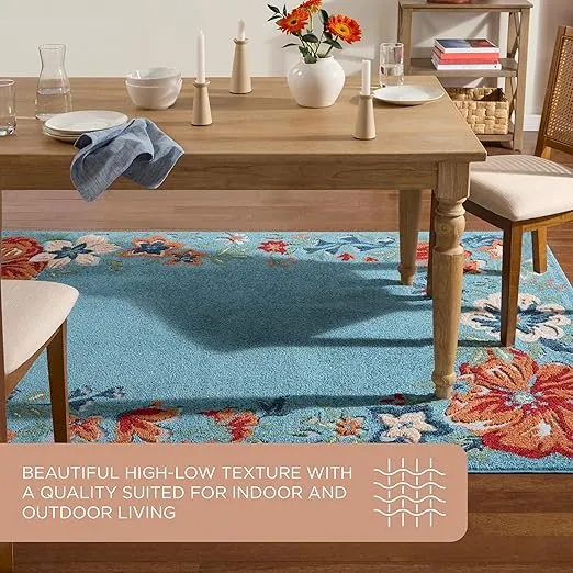 TOWN & COUNTRY EVERYDAY Hibiscus Bloom Border Modern Floral Indoor Outdoor Area Rug, UV Fade Resistant, High-Low Pile, Light Blue/Red/Ivory, 3'11"x5'2"