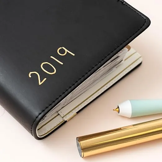 We R Memory Keepers Foil Quill Fine Tip Freestyle Pen, Make Custom Designs For Planners, Journals, Cards, Scrapbook Pages, and More, Heat-resistant Grip, On-the-go USB Plug, Craft Projects
