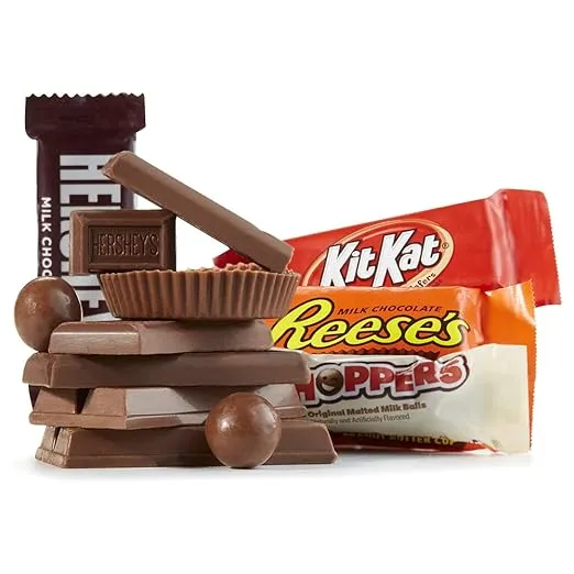 Hershey's Chocolate Variety Assortment (Reese's, Kit Kat, Hershey’s &Whoppers) 2 Pound Bag, 105 Count