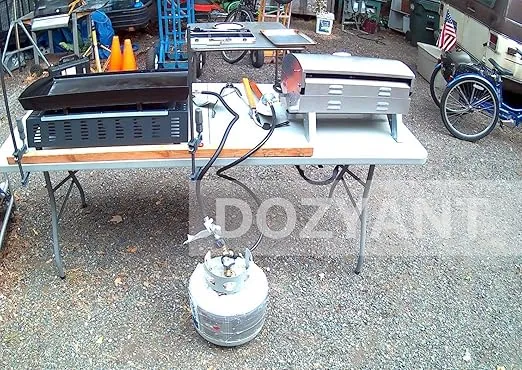 DOZYANT Propane Splitter, Propane Tank Y Splitter Adapter with Gauge, 2 Way LP Gas Adapter Tee Connector for 20lb Propane Tank Cylinder, Work with BBQ Grills, Camping Stoves, Gas Burners, Heater