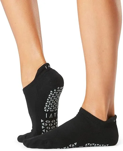 TAVI Women’s Savvy Grip Socks - Pilates Socks with Grips for Women, Slipper Socks for Pilates, Yoga, and Ballet, Barre Socks